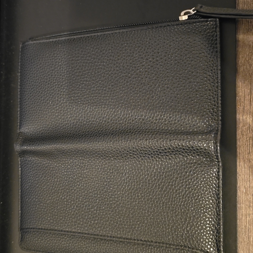 Black Textured Wallet - Picture 6 of 6